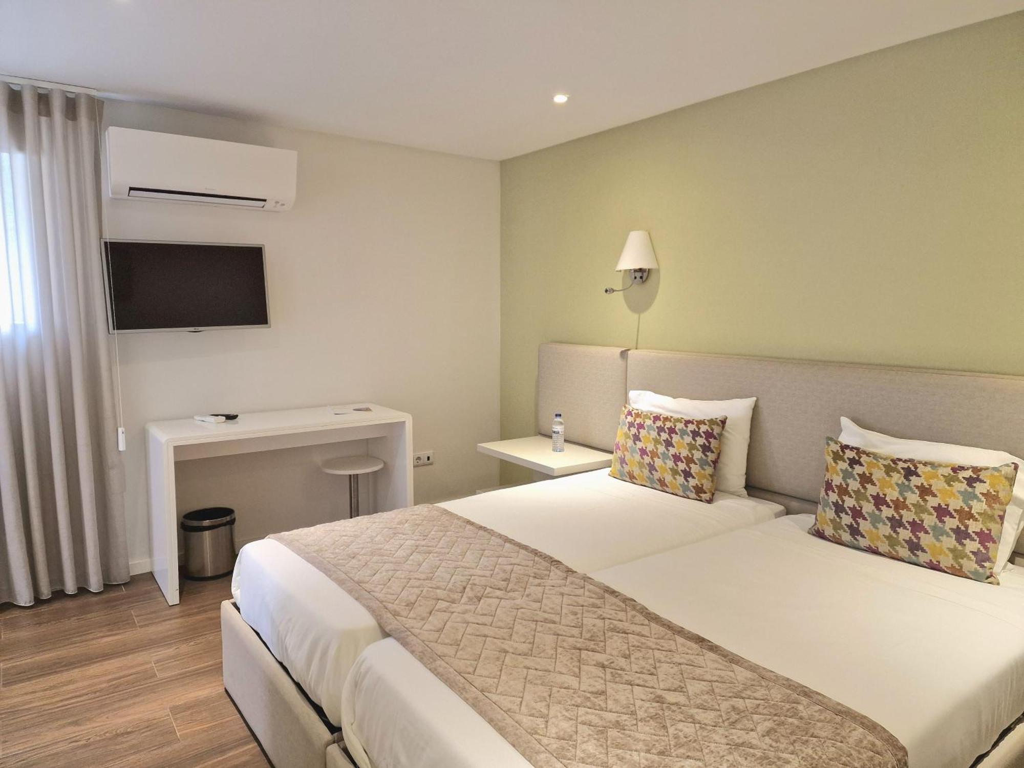 Quinta Dos Jasmins Bed & Breakfast Pacos de Ferreira Ngoại thất bức ảnh