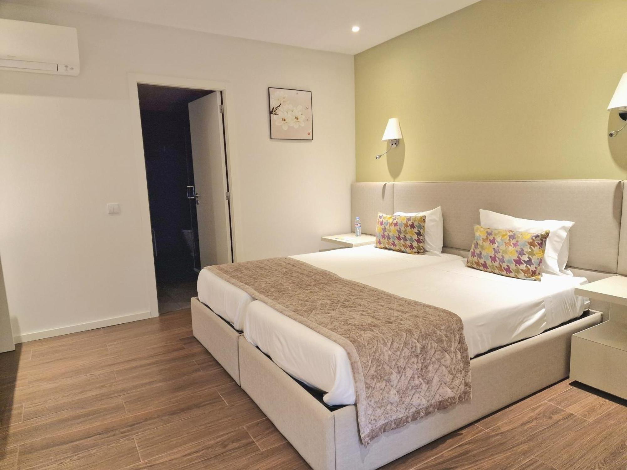 Quinta Dos Jasmins Bed & Breakfast Pacos de Ferreira Ngoại thất bức ảnh
